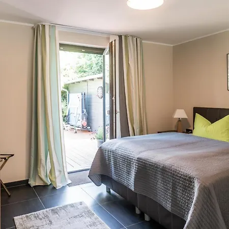 Ostsee Elmenhorst Sehr Hochwertige Dreizimmer Mit Gartenterrasse Appartement Elmenhorst/Lichtenhagen