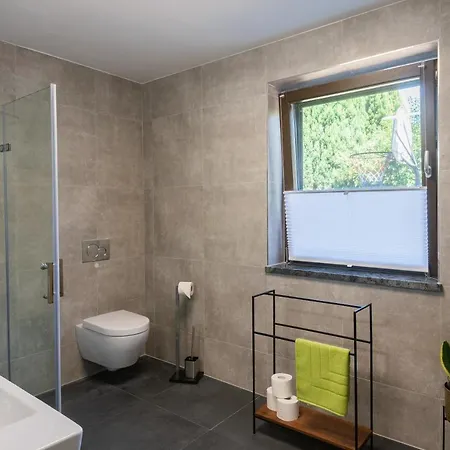 Appartement Ostsee Elmenhorst Sehr Hochwertige Dreizimmer Mit Gartenterrasse Elmenhorst/Lichtenhagen