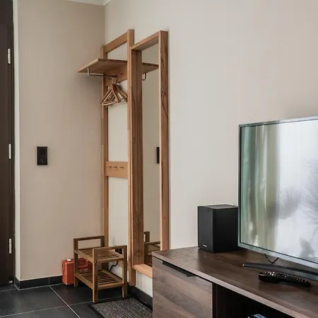 Ostsee Elmenhorst Sehr Hochwertige Dreizimmer Mit Gartenterrasse Elmenhorst/Lichtenhagen