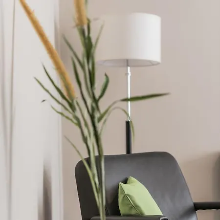 Ostsee Elmenhorst Sehr Hochwertige Dreizimmer Mit Gartenterrasse * Elmenhorst/Lichtenhagen